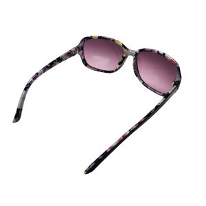 REVLON Foster Grant Women's Floral Purple Lens Sunglasses NEW RVN 56